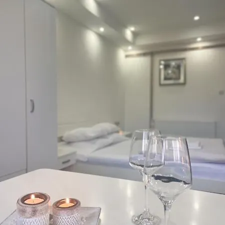 Licina Kapselhotel *